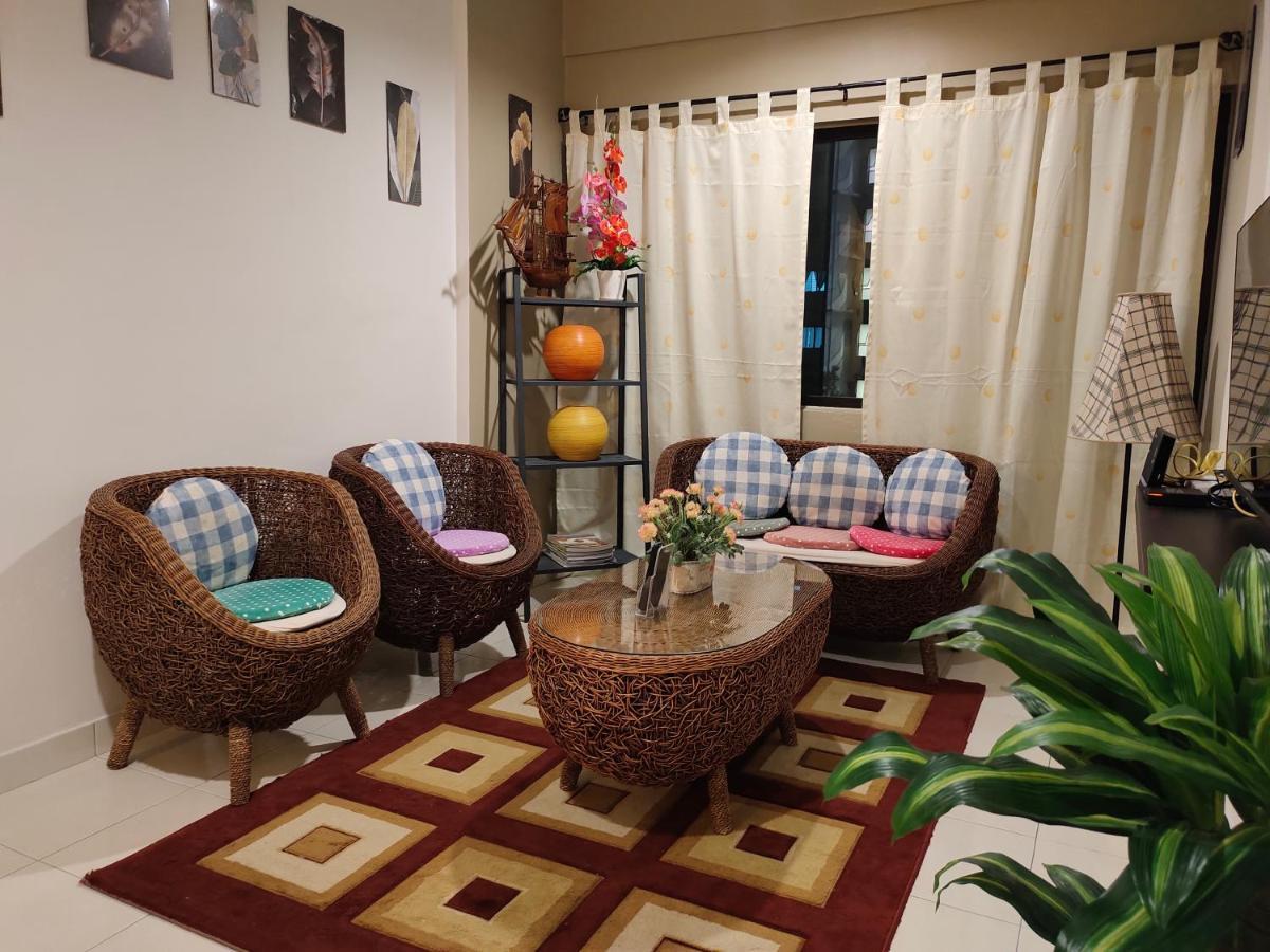 De Cozy Corner Suria Rafflesia Setia Alam Apartman Shah Alam Kültér fotó
