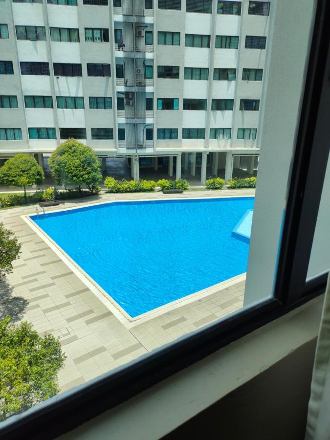 De Cozy Corner Suria Rafflesia Setia Alam Apartman Shah Alam Kültér fotó