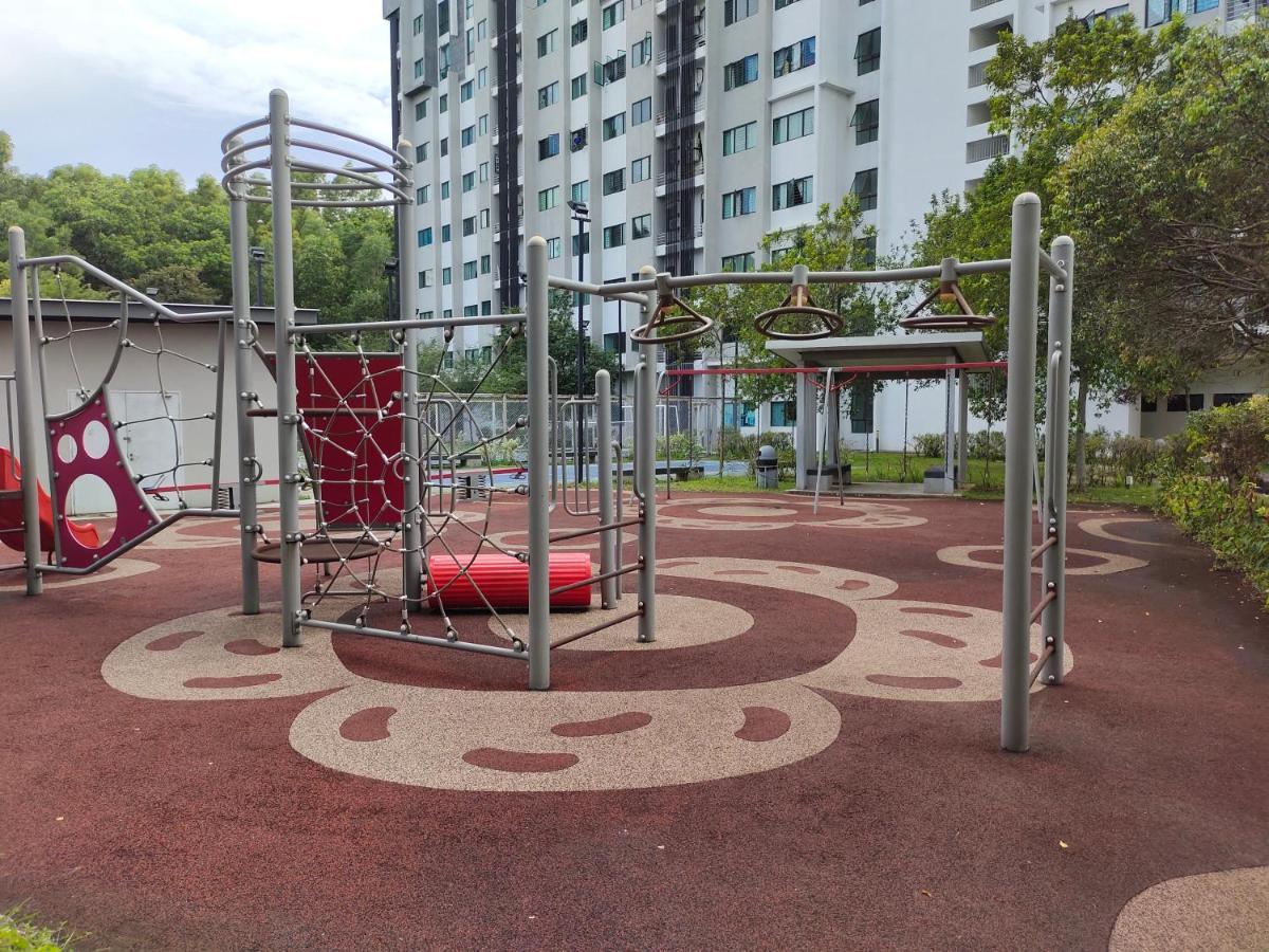 De Cozy Corner Suria Rafflesia Setia Alam Apartman Shah Alam Kültér fotó